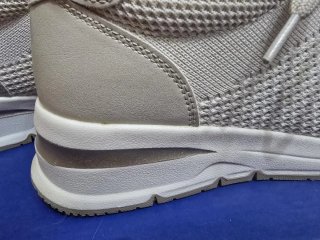 Zapatillas Beige y Plata 39