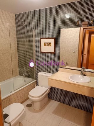 Piso en venta en Santa Rosa - Valdeolleros en Córdoba