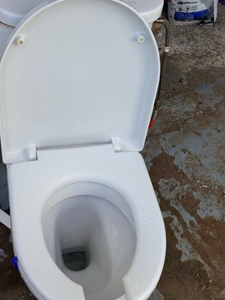 Taza WC adaptada movilidad reducida, es mas alta