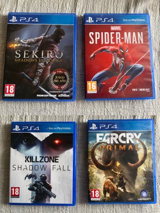 PS4 Sony 18 juegos y 1 mando