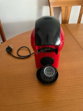 Cafetera Dolce Gusto nueva + REGALO (LEER)
