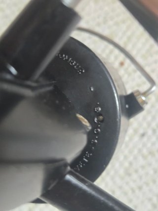 Carrete de pesca Mitchell 330 automático.