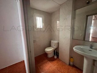 Local comercial en alquiler en La Roureda en Viladecans