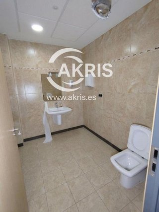 Local comercial en alquiler en Buenavista-Valparaíso-La Legua en Toledo