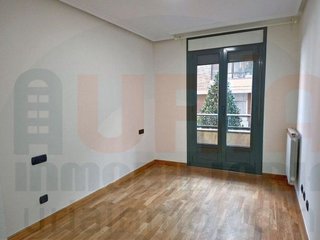 Piso en alquiler en Zona Teatro Campoamor en Oviedo