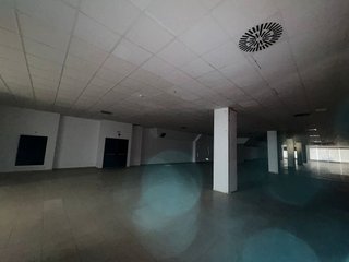 Local comercial en alquiler en Arco Norte - Avda. España en Dos Hermanas