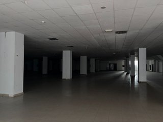 Local comercial en alquiler en Arco Norte - Avda. España en Dos Hermanas