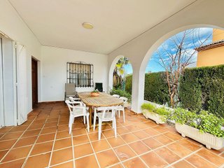 Chalet en venta en Oliva Playa en Oliva