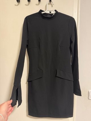 Vestido negro para niña