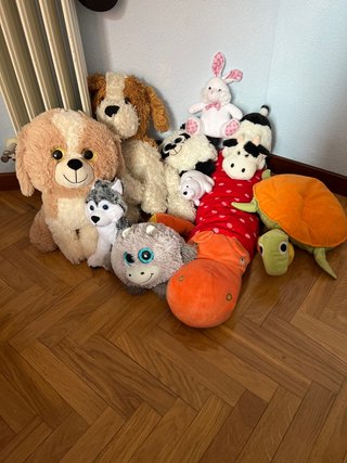 Lote de peluches variados