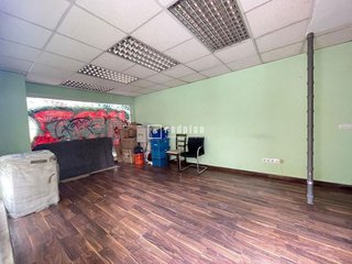 Local comercial en venta en Vista Alegre en Madrid