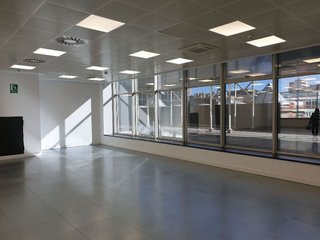 Oficina en alquiler en El Parc i la Llacuna del Poblenou en Barcelona