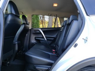 Toyota Rav4 2.5l hybrid 2WD Executive
