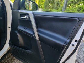 Toyota Rav4 2.5l hybrid 2WD Executive