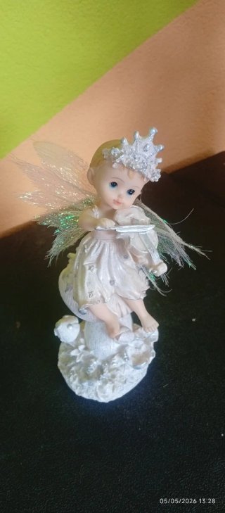 Figura de Ángel con Corona y Violín