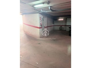 Garaje en alquiler en Carbajosa de la Sagrada