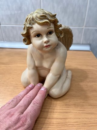 Figura Ángel Niño Sentado