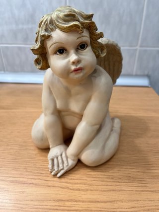 Figura Ángel Niño Sentado