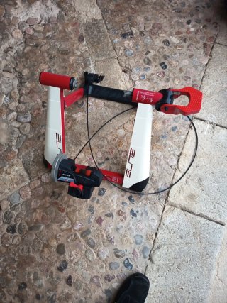 Kuota Kryon Full Disc + Rodillo élite qubo power