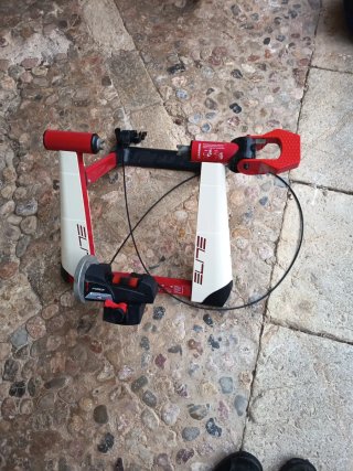 Kuota Kryon Full Disc + Rodillo élite qubo power