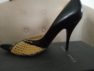 Zapatos de Salón Pura Lopez Negros y Amarillos
