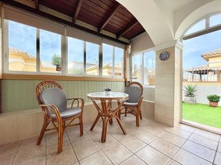 Casa en alquiler en La Siesta - El Salado - Torreta en Torrevieja