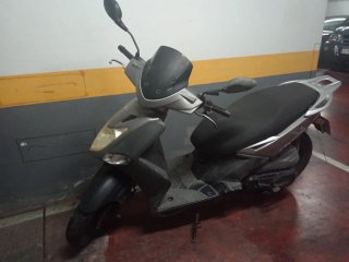 Moto Scooter Kymco Agility 125cc