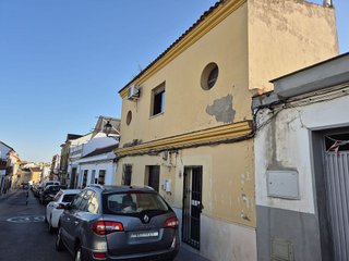 Casa adosada en venta en Centro en Bormujos