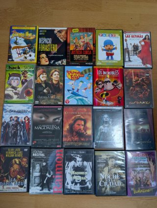 Lote Películas, series en DVD y CDs música clásica