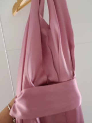 Mono de raso rosa