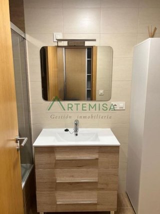 Piso en alquiler en Ares