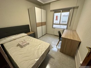 Piso en venta en Franciscanos en Albacete