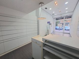 Local comercial en venta en Plaza España - Villa Pilar - Reyes Católicos - Vadillos en Burgos