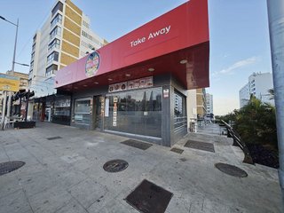 Local comercial en venta en Puerto Marina en Benalmádena