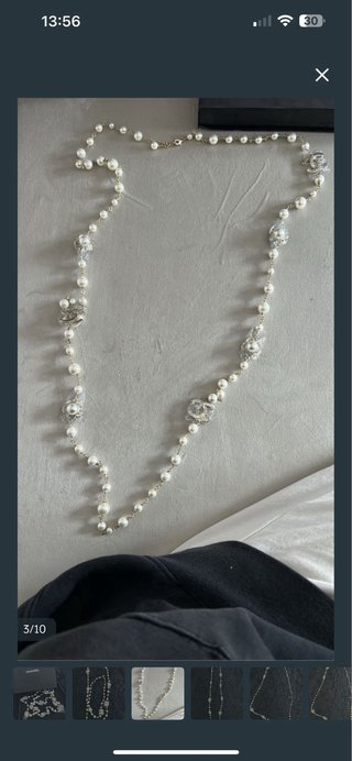 Collar Chanel Perlas y Logo Dorado