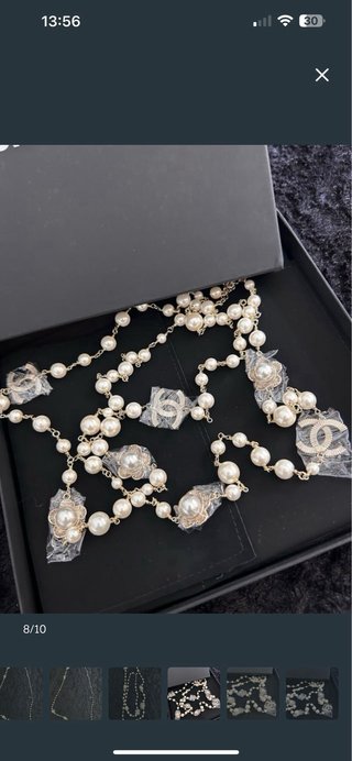 Collar Chanel Perlas y Logo Dorado