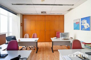 Oficina en alquiler en La Dreta de l'Eixample en Barcelona