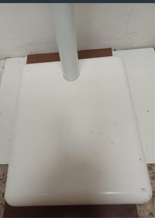 Maniquí de sastre con base