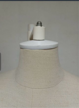 Maniquí de sastre con base
