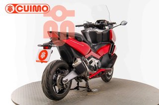 HONDA FORZA 750