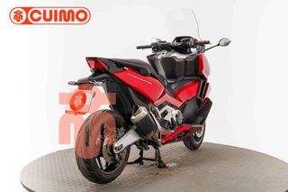 HONDA FORZA 750