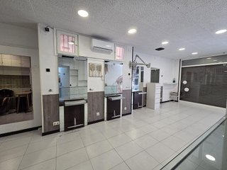 Local comercial en alquiler en Martorell