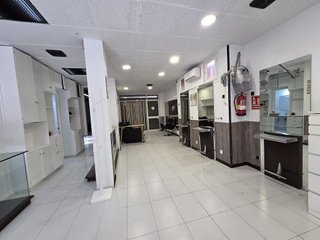Local comercial en alquiler en Martorell