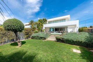 Chalet en alquiler en Río Real en Marbella