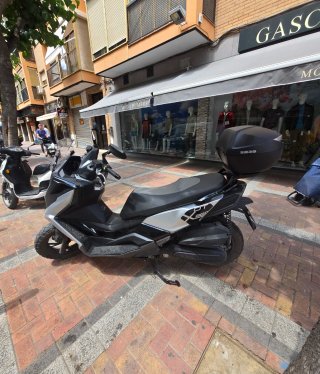 Kymco DTX 360 125cc Negra