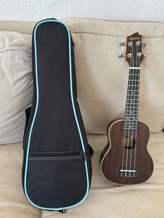 Ukelele Soprano Edmond Nuevo