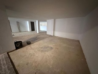 Local comercial en alquiler en Centro Ciudad en Paterna