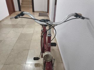 Bicicleta Clásica Vintage Roja
