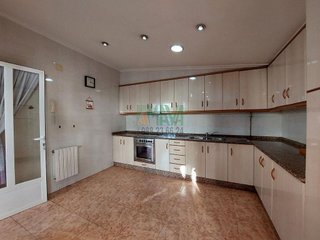 Chalet en venta en Ribadavia