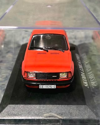 Lote 5 coches miniatura 1/43 años 80